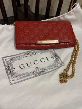 GUCCI GUCCISSIMA RED CROSSBODY LEATHER FLAP WALLET ORGANIZER